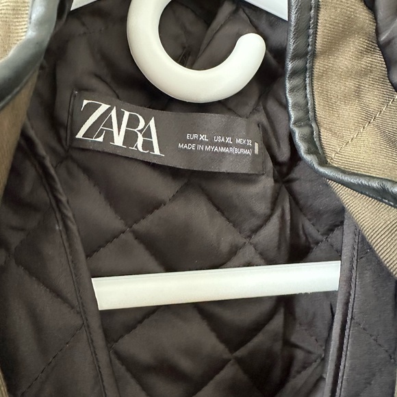 Brand new without tags womens utility jacket with leather sleeves - Picture 3 of 5